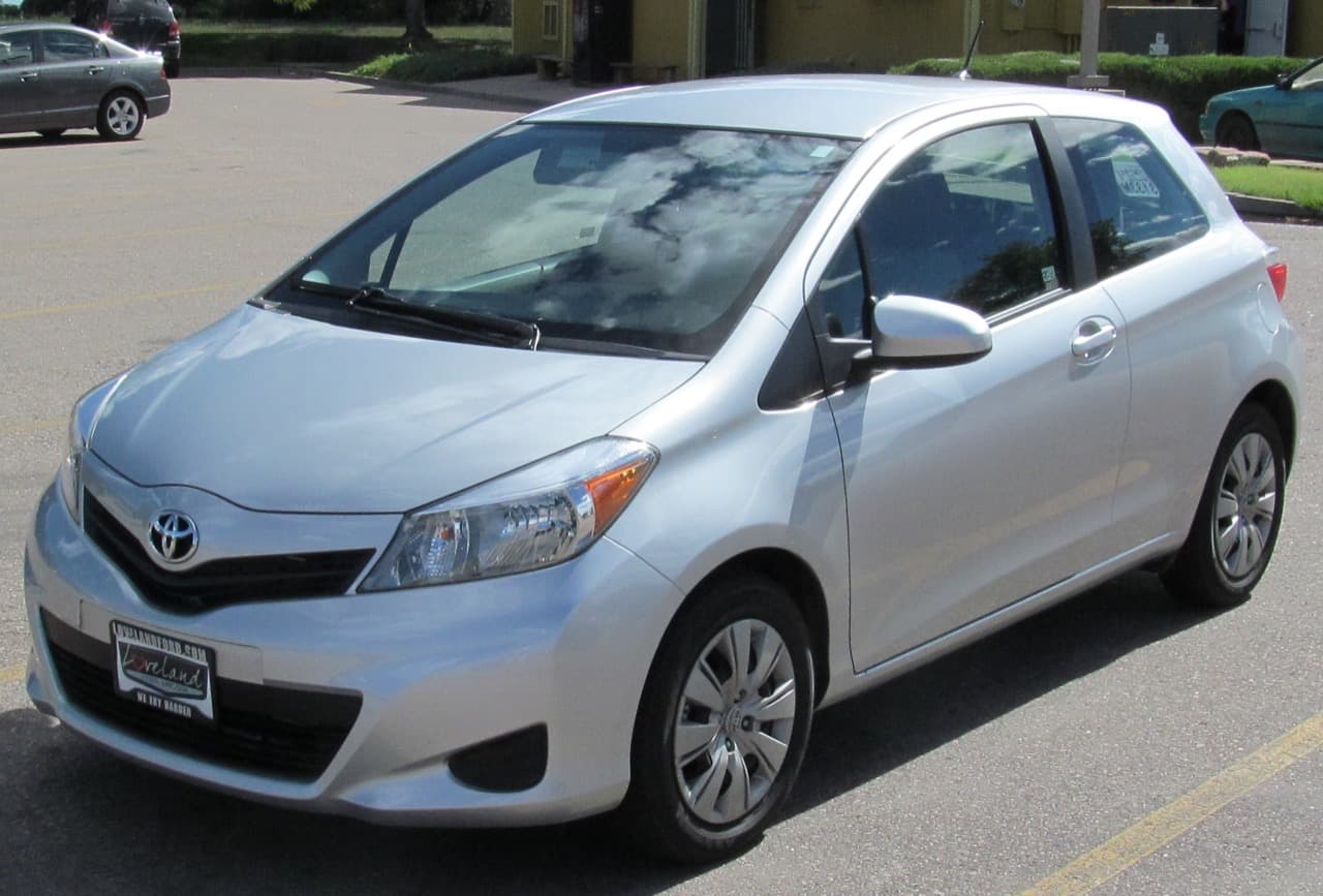 Toyota Yaris 2021 full equipo, único dueño